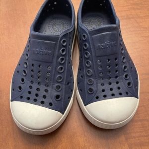 NATIVES Navy Blue Jefferson Sneakers C8